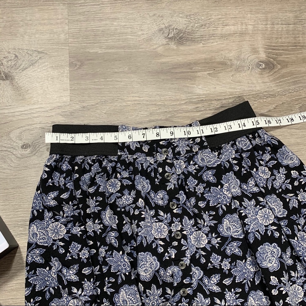 AEO women’s floral print skirt - Picture 3 of 6